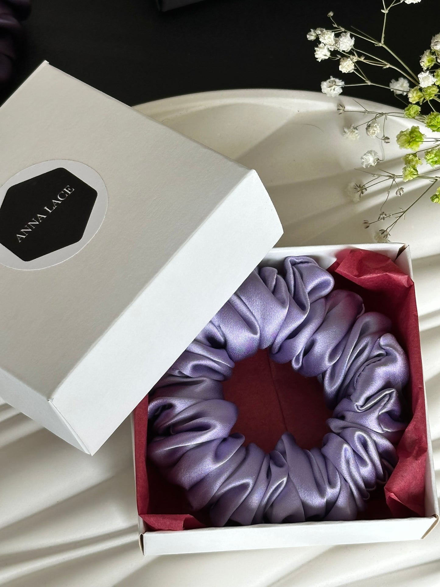 Alyvinės spalvos šilkinė plaukų gumytė iš Mulberry šilko