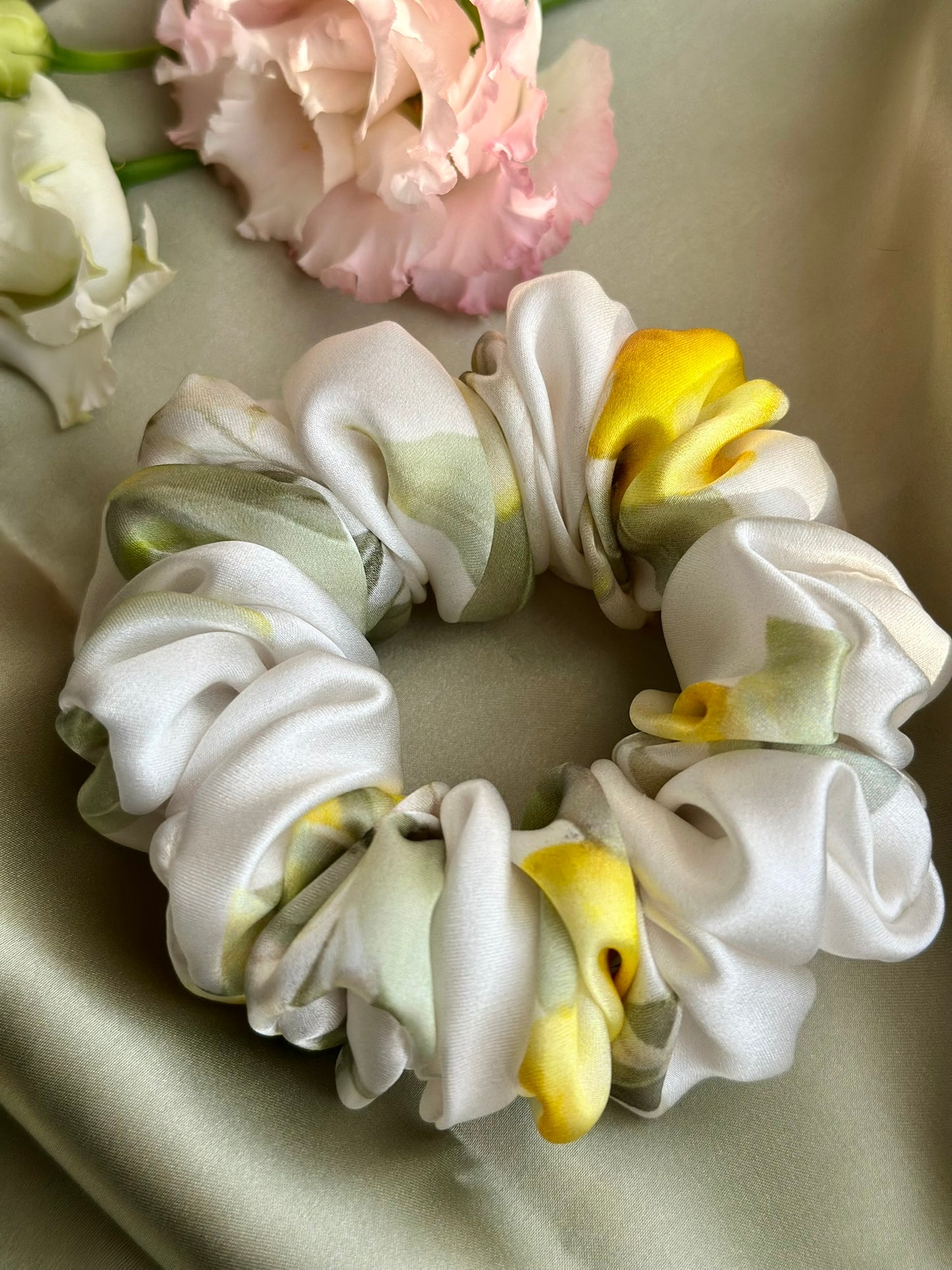 White floral mulberry silk hair scrunchie