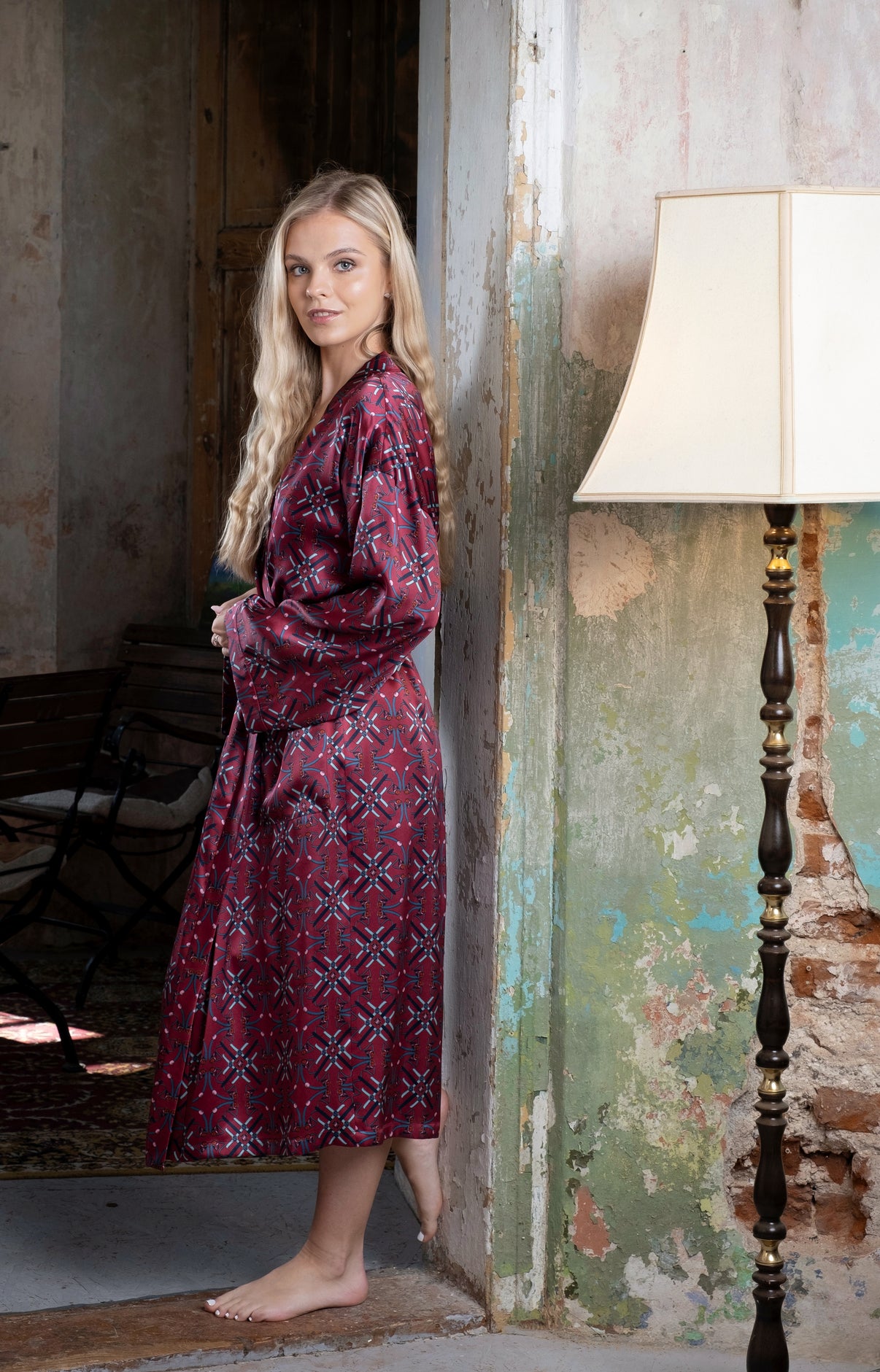 Natural Silk Robe - Comfort - lifestyle product photo