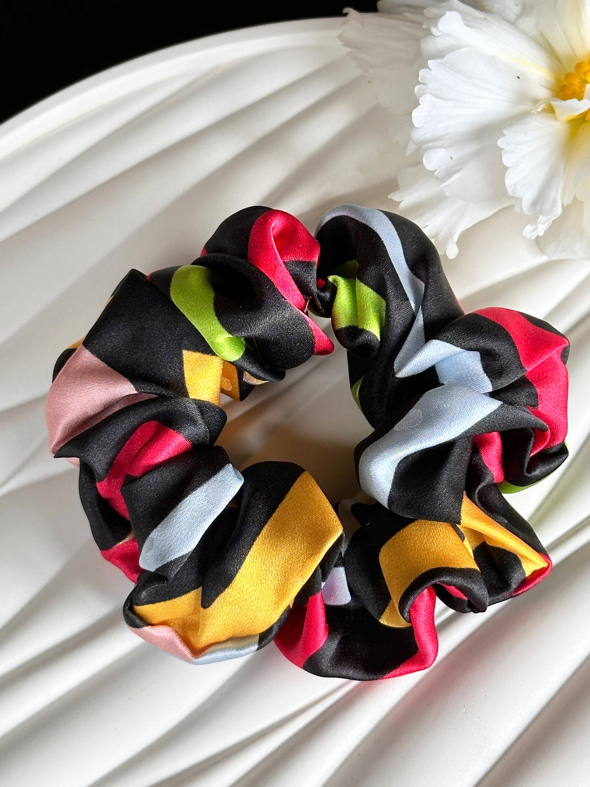 Patterned Silk Hair Scrunchies - color variant 9