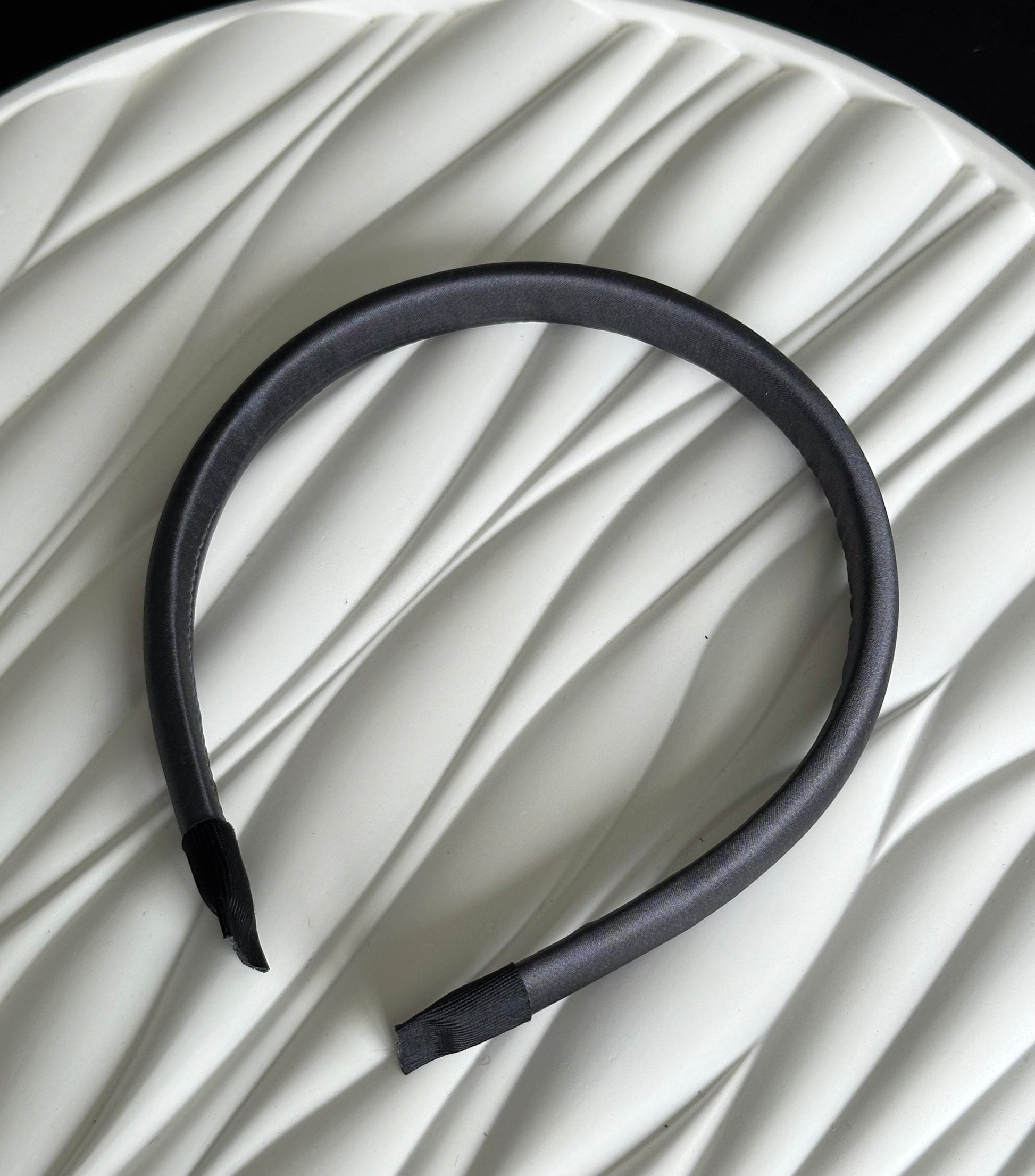 Hair Headband - Natural Silk, Dark Grey - close-up detail view
