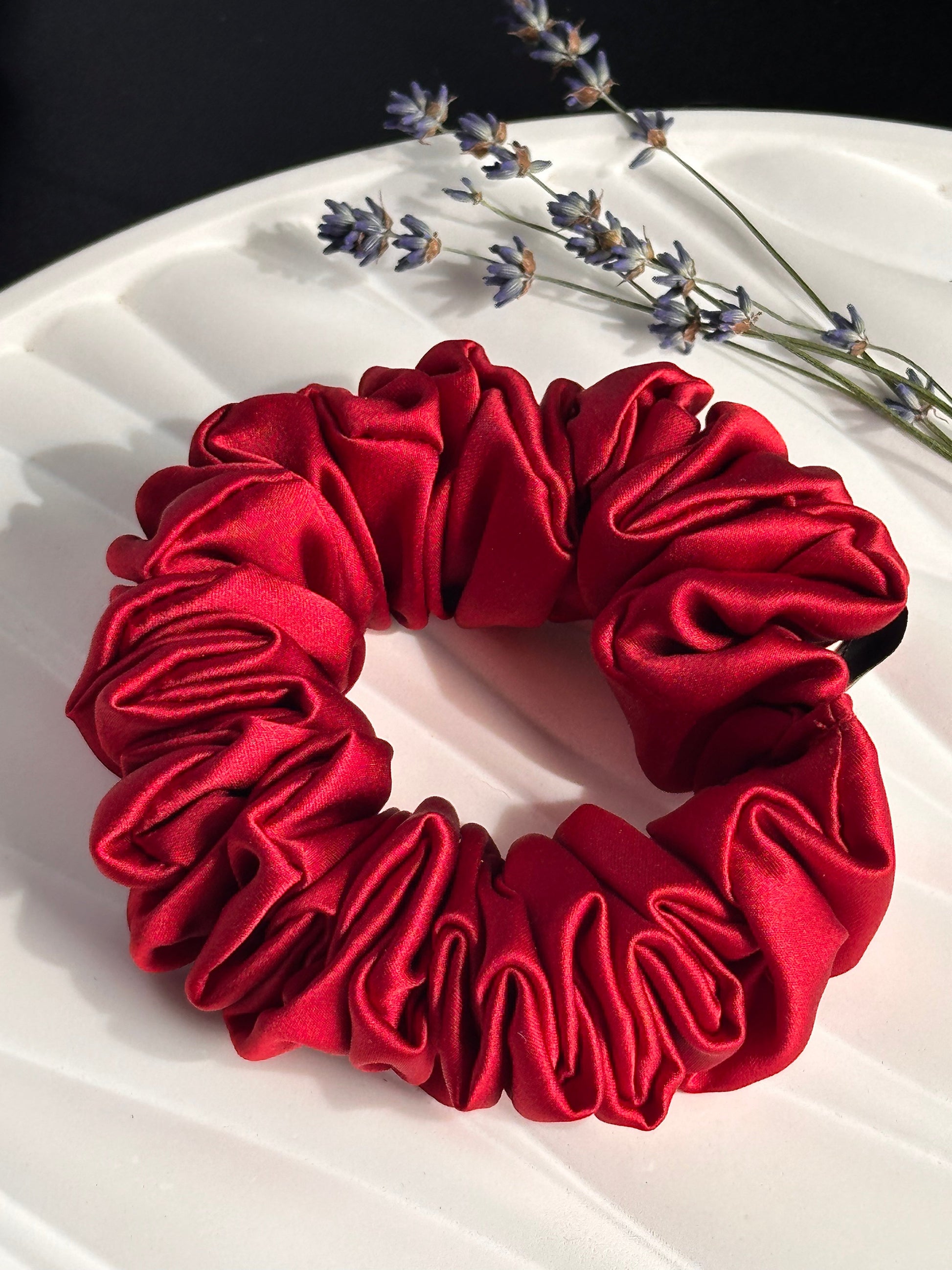 Mulberry Silk Hair Scrunchie - product image 9