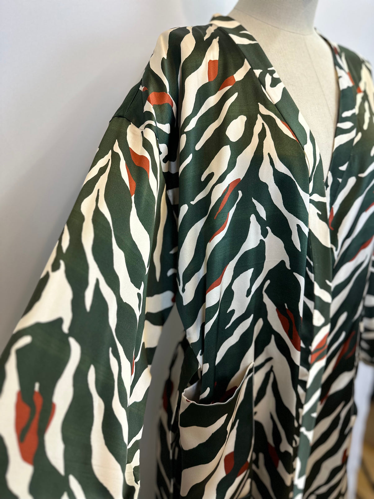 Natural Silk Robe - Green Tiger - styling view 3