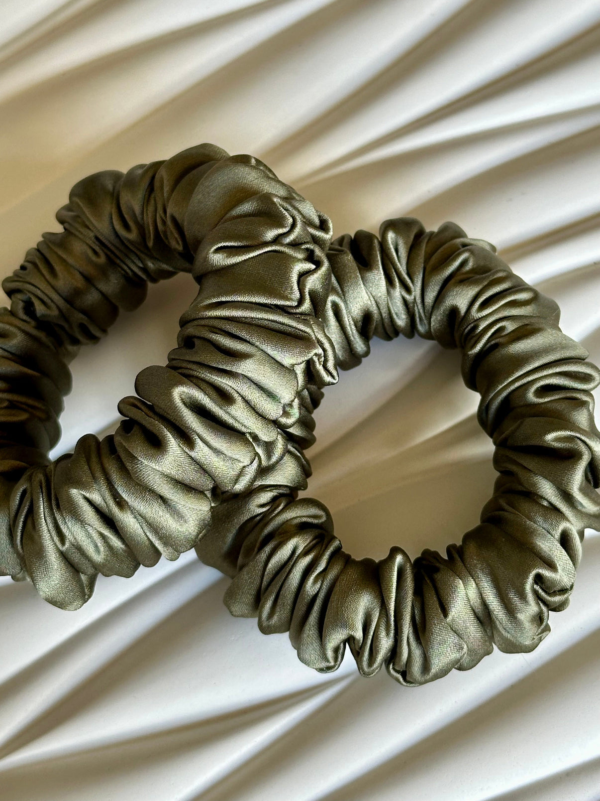 Mulberry Silk Hair Scrunchies - color variant 4