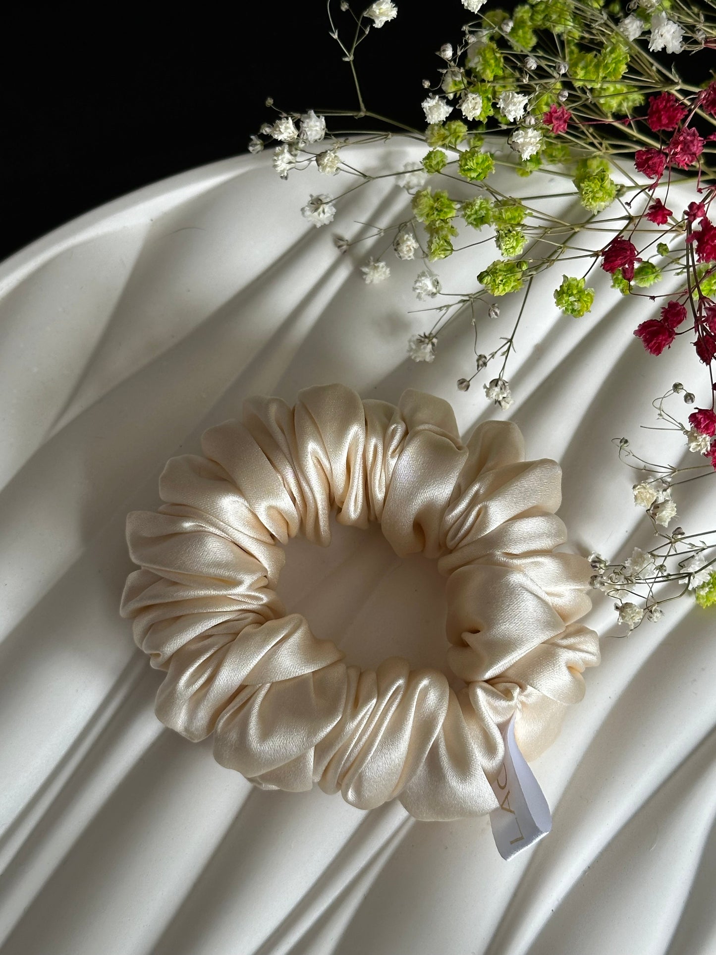 Mulberry Silk Hair Scrunchie - product image 4