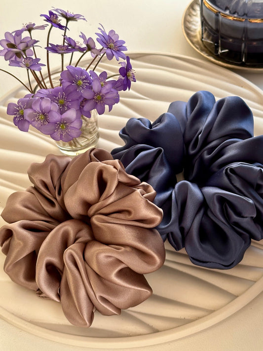 Maxi Mulberry Silk Hair Scrunchies - view 1