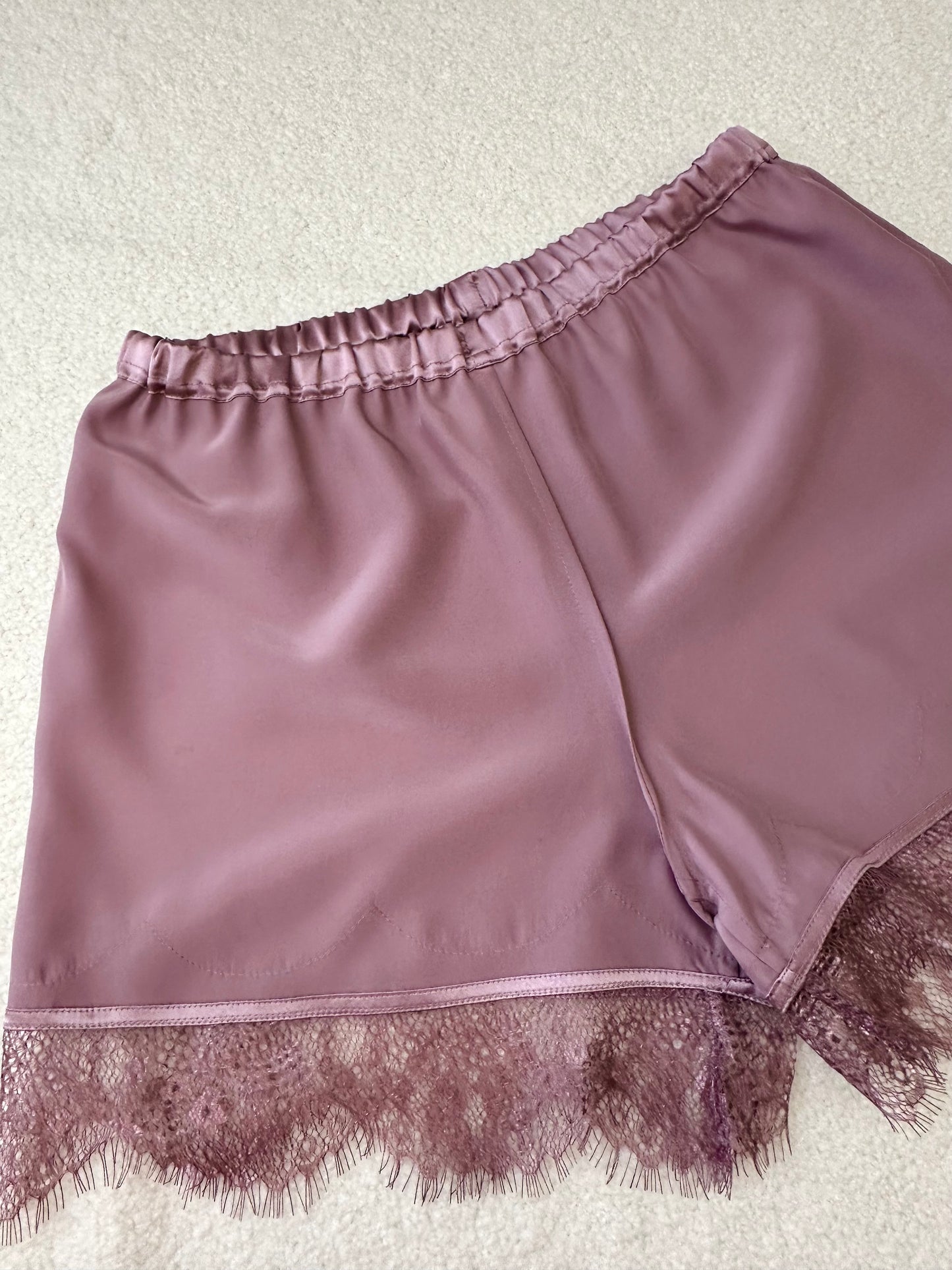 Mulberry Silk Pajamas Lilac Lace shorts back view